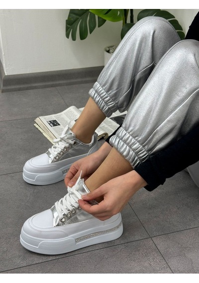 Erva'nın Butiği Gümüş Beyaz Miles Taş Detay Yüksek Taban Bağcıklı Sneakers-5635