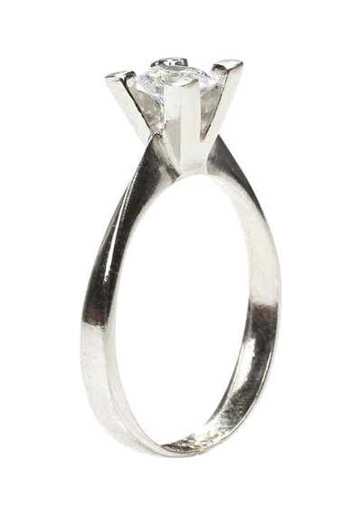 925 Ayar Gümüş 0,50 Ct Görünümlü Tektaş Yüzük