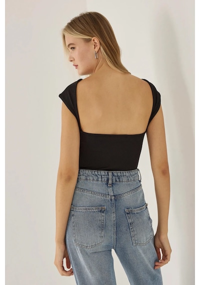 Hiccup Sırtı Açık Crop Top Siyah