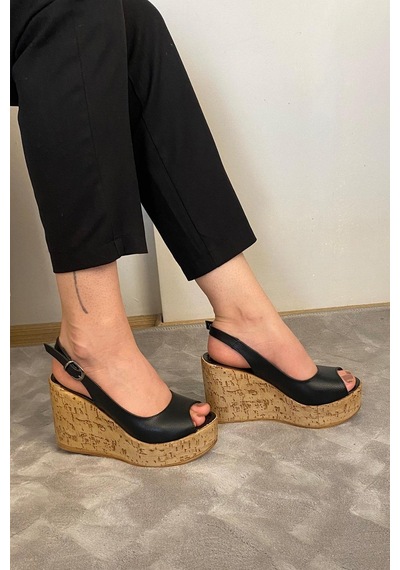 Asmi Shoes Kadın Fenni 10 Cm Dolgu Topuklu Mantar Taban Ayakkabı Siyah Siyah