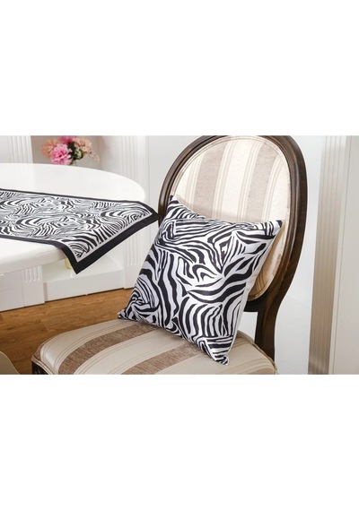 Zebra Baskılı Kumaş Siyaha Beyaz Kırlent Kılıfı 45x45 Cm - 1442 45 x 45