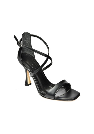 Fox Shoes S569815409 Siyah Kadın Ayakkabı Siyah