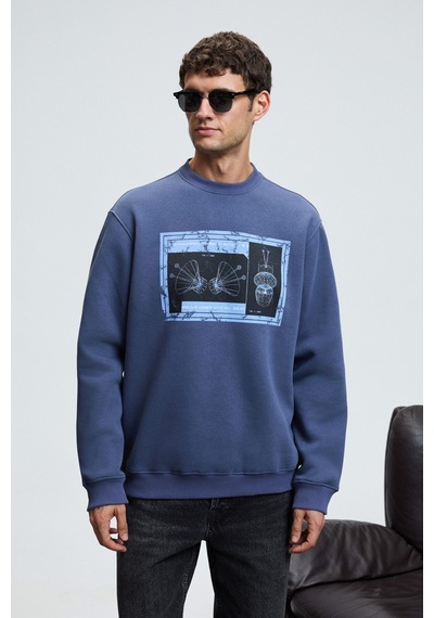 Grimelange LUCIAN Erkek Göğsü Baskılı Yuvarlak Yaka Regular Fit İndigo Sweatshirt