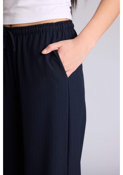 Defacto Wıde Leg Çift Cepli Normal Bel Standart Boy Pantolon F6249AX25AU