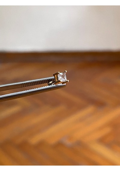 316 L Cerrahi Çelik Dudak Piercing Kıkırdak Helix Tragus Conch Zirkon Taşlı Figürlü Piercing Açık Mor