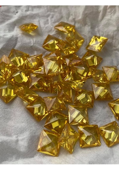 Prenses Kesim Sarı Zirkon Taş 11X11Mm 38 Adet