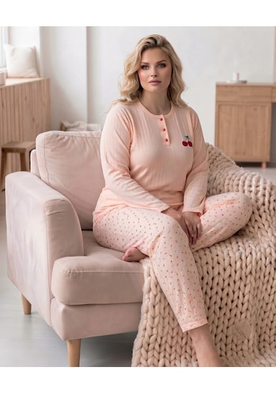 Eyfuze Kadın Kışlık Büyük Beden Curve Nakışlı Desenli Yakası Düğmeli Uzun Kollu Pijama Takımı Somon