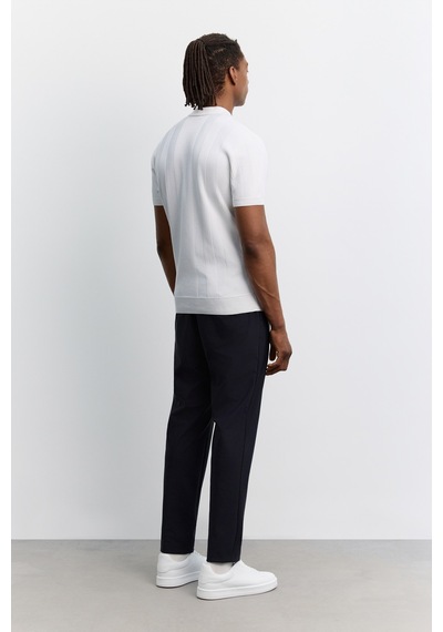 Avva Erkek Siyah Polo Yaka Fermuarlı Kolay Ütülenen Kırışmaz Regular Fit Triko T-shirt A62y5007 Ekru Avva Erkek Siyah Polo Yaka Fermuarlı Kolay Ütülenen Kırışmaz Regular Fit Triko T-shirt A62y5007 Ekru