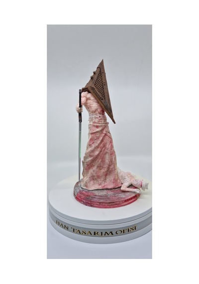 Pyramid Head 39 Cm Figür Silent Hill Nurse