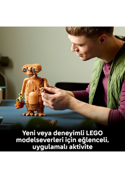LEGO® Ideas E.T. the Extra-Terrestrial 21370 - Yetişkinler için Işıklı Yapım Parçası İçeren Model Yapım Seti (1226 Parça)
