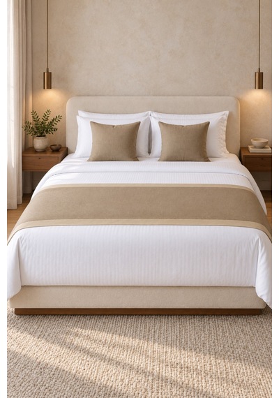 Varol 70x250 Yatak Şalı Runner Ve 2 Adet 45x45 Kırlent Seti Otel Konsept Lüx Dekoratif Set Bej