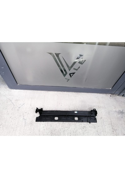Bmw 5 Serisi Radyatör Üst Kapağı Yan Sanayi F10 -17117645650