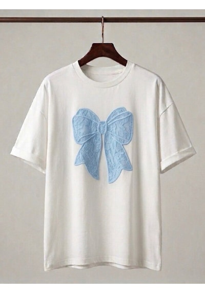 Kadın Beyaz Oversize Fiyonk Baskı Detaylı Kpmpak T-shirt Mavi