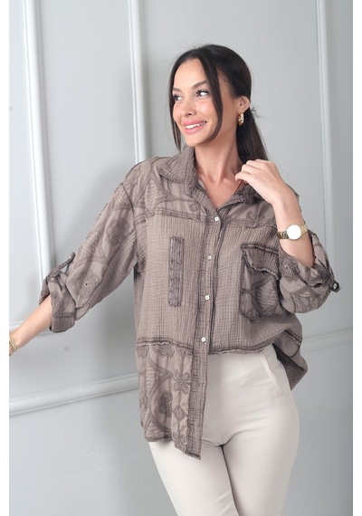 By Saygı Kadın İtalyan Tek Cepli Çiçek İşlemeli Cotton Gömlek Kahve