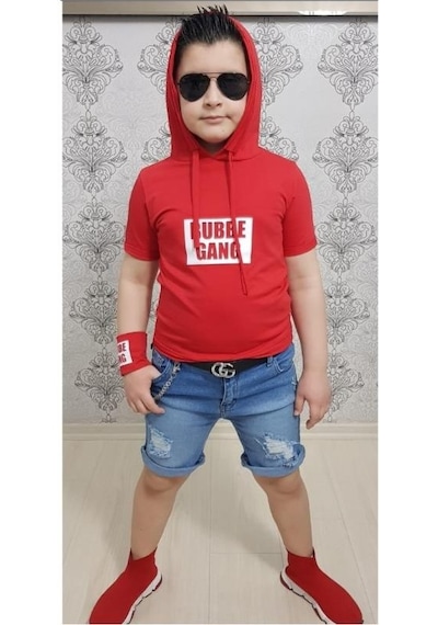 MODAVALS KAPİŞONLU SWEAT BİLEKLİK ZİNCİR AKSESUARLI 4 PARÇA ERKEK ÇOCUK KOT ŞORT KOMBİN - KIRMIZI MODAVALS KAPİŞONLU SWEAT BİLEKLİK ZİNCİR AKSESUARLI 4 PARÇA ERKEK ÇOCUK KOT ŞORT KOMBİN - KIRMIZI