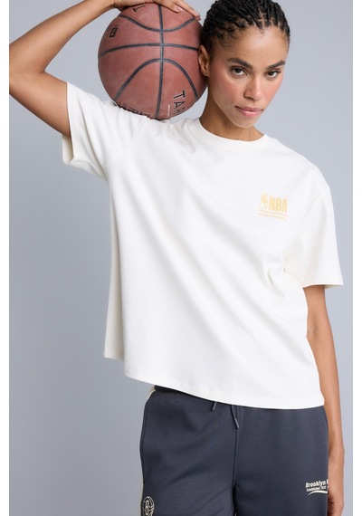 Defacto Nba Wordmark Relax Fıt Sırt Baskılı Kısa Kollu Tişört H5228ax26auer99 Ekru-er99