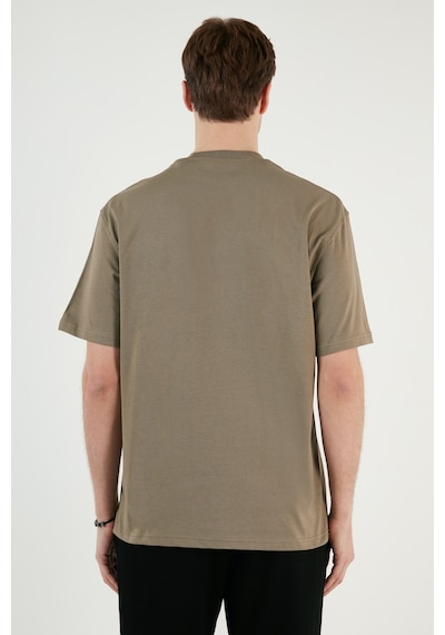 Buratti Pamuklu Relaxed Fit Sıfır Yaka Erkek T Shirt 5902702 Vizon Yeşili Buratti Pamuklu Relaxed Fit Sıfır Yaka Erkek T Shirt 5902702 Vizon Yeşili