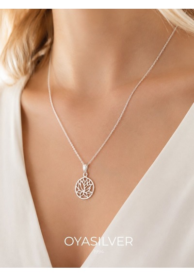 Oya Silver Gümüş Lotus Çiçeği Kolye 2.4x0.9cm Oyot393