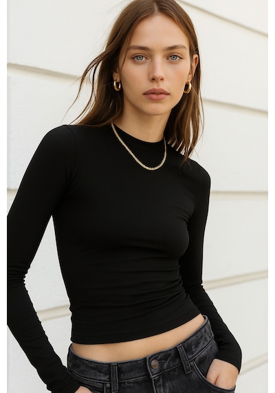 Rich Kadın Siyah Bisiklet Yaka Esnek Kumaşlı Vücuda Oturan Slim Fit Uzun Kollu Crop Body Siyah
