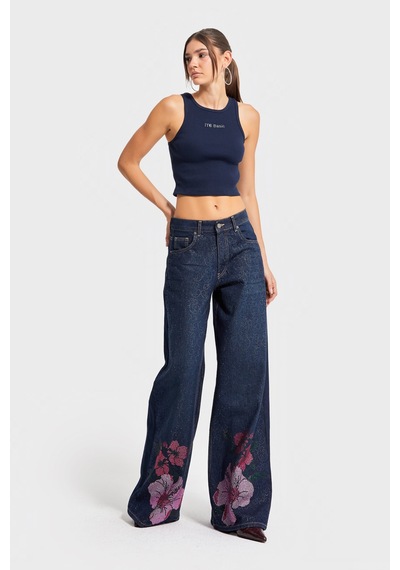 Itsbasic Kadın Koyu Mavi Renk T-2w5-128 Parlak Taş Gül Detaylı Özel Tasarım İç Boy 80cm Denim Jean Itsbasic Kadın Koyu Mavi Renk T-2w5-128 Parlak Taş Gül Detaylı Özel Tasarım İç Boy 80cm Denim Jean