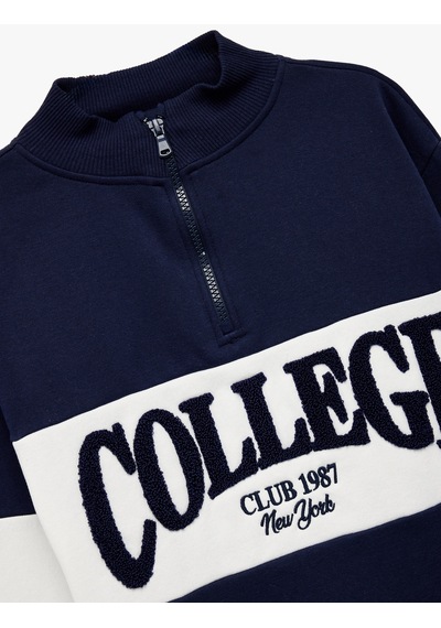 Koton Uzun Kollu Yarım Fermuarlı Dik Yaka Nakışlı Oversize Sweatshirt Lacivert 6wkg10440ak Lacivert