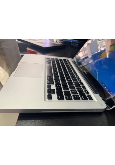 Macbook A1278 P7350 4gb 250gb 13" Windows Yüklü 2. El Laptop