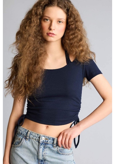 Defacto Fıtted Halter Yaka Kısa Kollu Tişört G7955ax26hsnv147 Lacivert-nv147