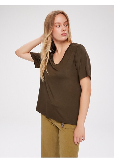Faik Sönmez V Yaka Kısa Kol T-shirt W27tsh001 Bw27tsh00116 Koyu Haki