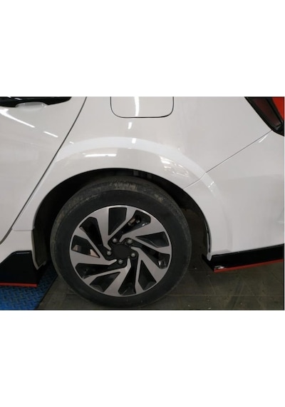 Honda Cıvıc Fc5 2016-2020 Arka Camurluk Kabartma Dızayn A  Typer