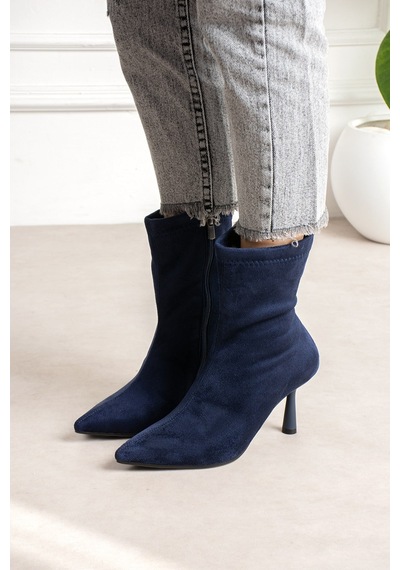 Dabab Shoes Marya Kadın Lacivert Streç Lüks Süet Sivri Burun Sıcak Astarlı Fermuarlı 7 Cm İnce Topuklu Bot Bootie Dabab Shoes Marya Kadın Lacivert Streç Lüks Süet Sivri Burun Sıcak Astarlı Fermuarlı 7 Cm İnce Topuklu Bot Bootie