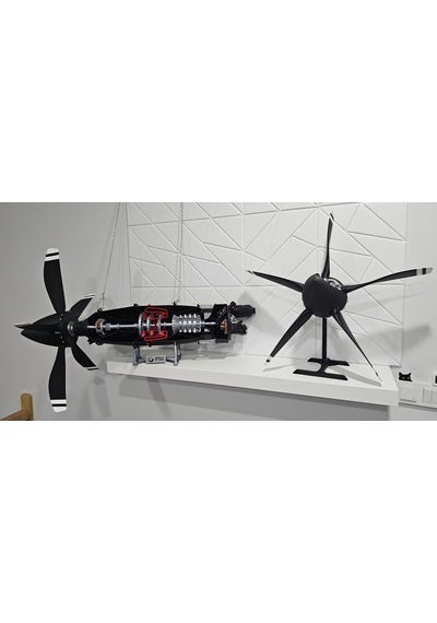 1 Metre Kesitli Uçak Motoru Trent 900 3d Baskı Sergileme