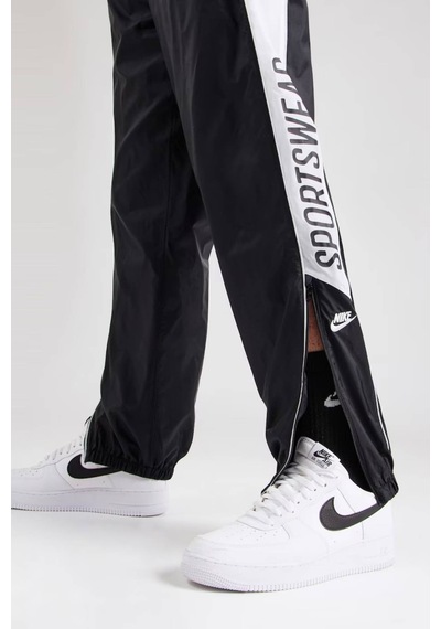 Nike Club Mens Woven Joggers Dokuma Erkek Eşofman Altı Regular Boy Siyah Beyaz Siyah