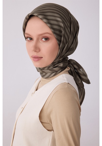 Belli İpek Eşarp - 4325-85 Haki Twill Füme - Siyah