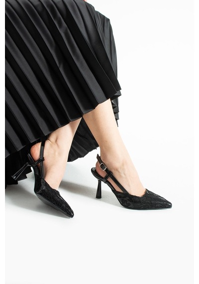 Lebibe Shoes Lısa Kadın Siyah Sivri Burun 7 Cm Topuklu Çiçek Dantel Desenli Rugan Slingback Ayakkabı