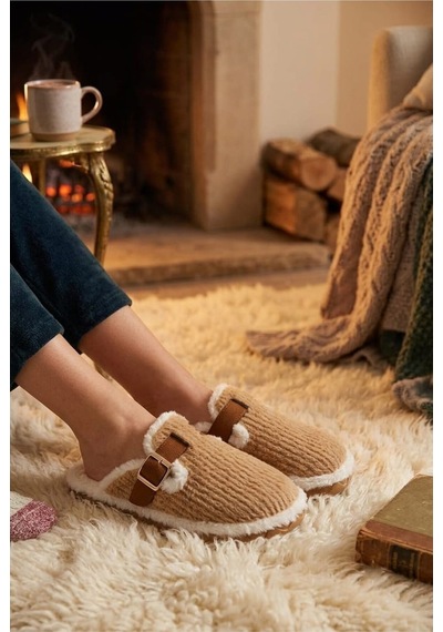 Relaxa Kadın Antik Tokalı Peluş Ev Terliği, Yumuşak Kürklü,yumuşak Tabanlı, Sıcak Kışlık Terlik Taba Relaxa Kadın Antik Tokalı Peluş Ev Terliği, Yumuşak Kürklü,yumuşak Tabanlı, Sıcak Kışlık Terlik Taba