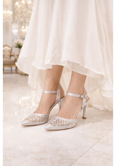 Modaonn Kadın Taş İşlemeli Slingback İnce Topuk Ayakkabı Gümüş