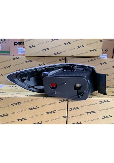 Mazda 3 Bl Sedan 2009-2013 Arası Tyc Sağ Dış Stop Lambası Duysuz Bbp2-51-150e / Bbp2-51-150d