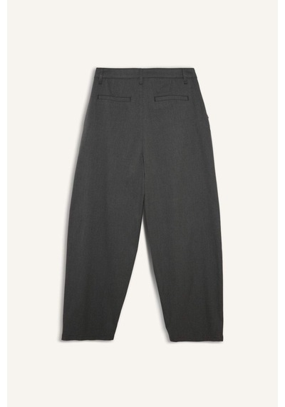 Defacto Klasik Kesim Geniş Paça Pantolon H2380AX26SP Defacto Klasik Kesim Geniş Paça Pantolon H2380AX26SP
