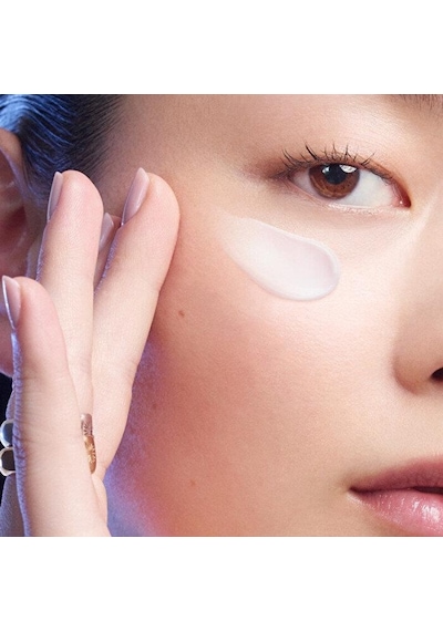 Lancome Renergie Yeux Lifting Etkili Göz Kremi 15 ML