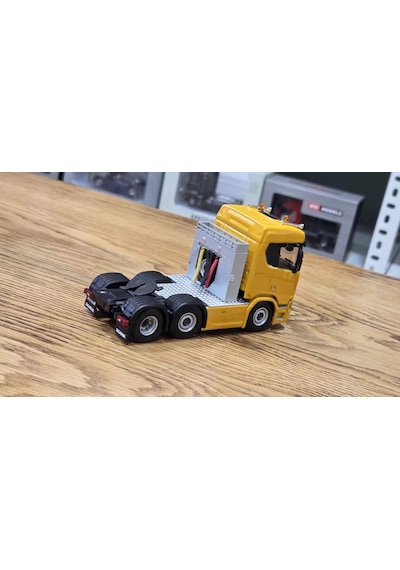 1/50 - Scania R530 6x2 - Sarı Renk