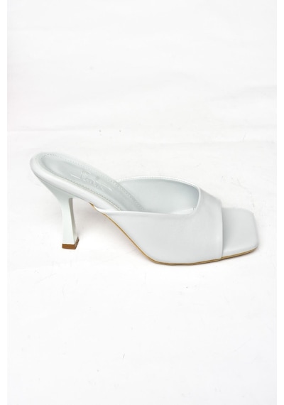 Fox Shoes S590033109 Beyaz İnce Topuklu Kadın Terlik Beyaz