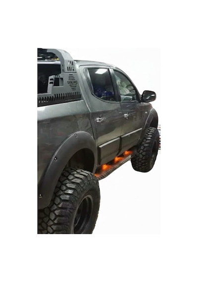 2007 Ve Üzeri Tüm Modeller Uyumlu Mi Tsubi Shi L200 Demi R Yan Basamak Ledli