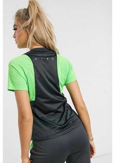 Nike Dry-fit Academy Kadın Tişörtü Bv6940-062 YESIL