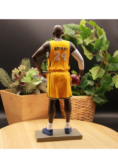 Kobe Bryant Lakers 24 Numara Efsane Mega Boy Basketbolcu Biblosu- Sarı Forma