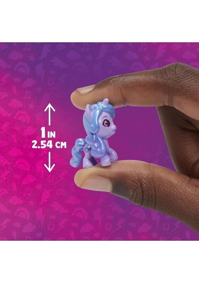 Mini Dünya Sihri Kristal Figür Anahtarlık Izzy Moonbow
