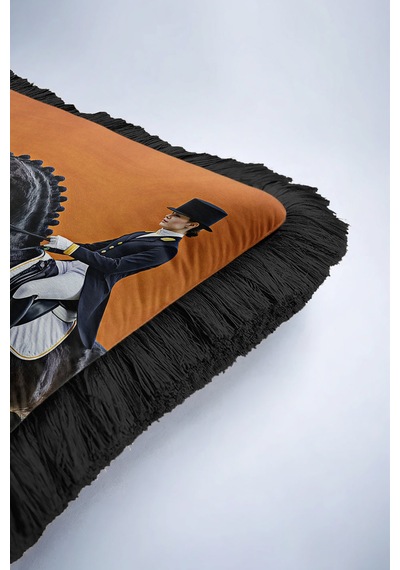 Kraliyet Atı Luxery Saçaklı Yastık Kılıfı-asalet Siyah Karamel Modern Püsküllü Kırlent Kılıfı Grili Gül Kırmızısı Kraliyet Atı Luxery Saçaklı Yastık Kılıfı-asalet Siyah Karamel Modern Püsküllü Kırlent Kılıfı Grili Gül Kırmızısı