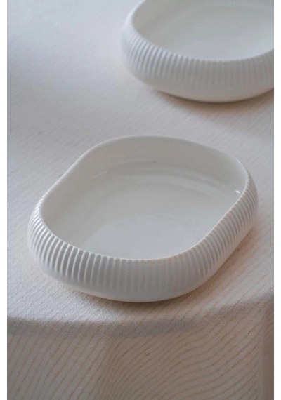 Acar Linea Porselen Oval Beyaz Tabak 18x13x4 Cm