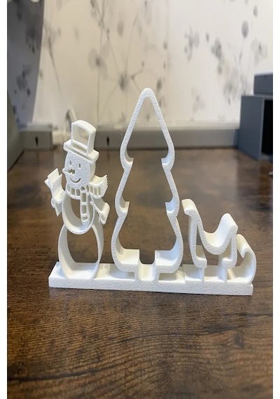 Yılbaşı Dekoratif Led Figür Kardan Adam, Çam Ağacı Ve Noel Kızağı Tasarımlı Masa Süsü