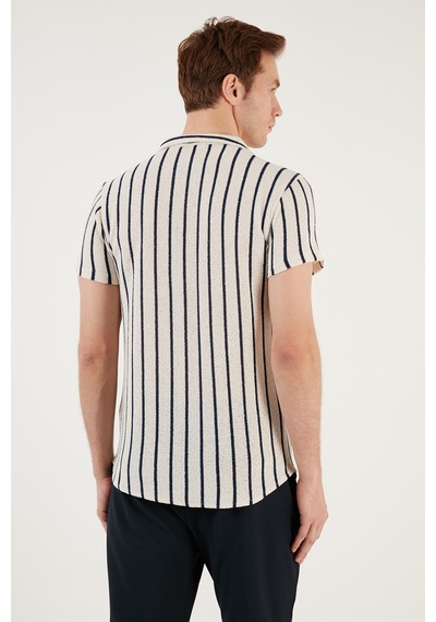 Buratti Çizgili Pamuk Karışımlı Kısa Kollu Apaş Yaka Regular Fit Erkek Gömlek Cf24S117664 Beyaz Buratti Çizgili Pamuk Karışımlı Kısa Kollu Apaş Yaka Regular Fit Erkek Gömlek Cf24S117664 Beyaz