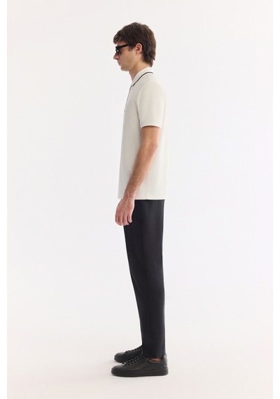 Avva Erkek Ekru Kıvrılmaz Polo Yaka Fermuarlı Bi-stretch İnterlok Regular Fit T-shirt A61y1003